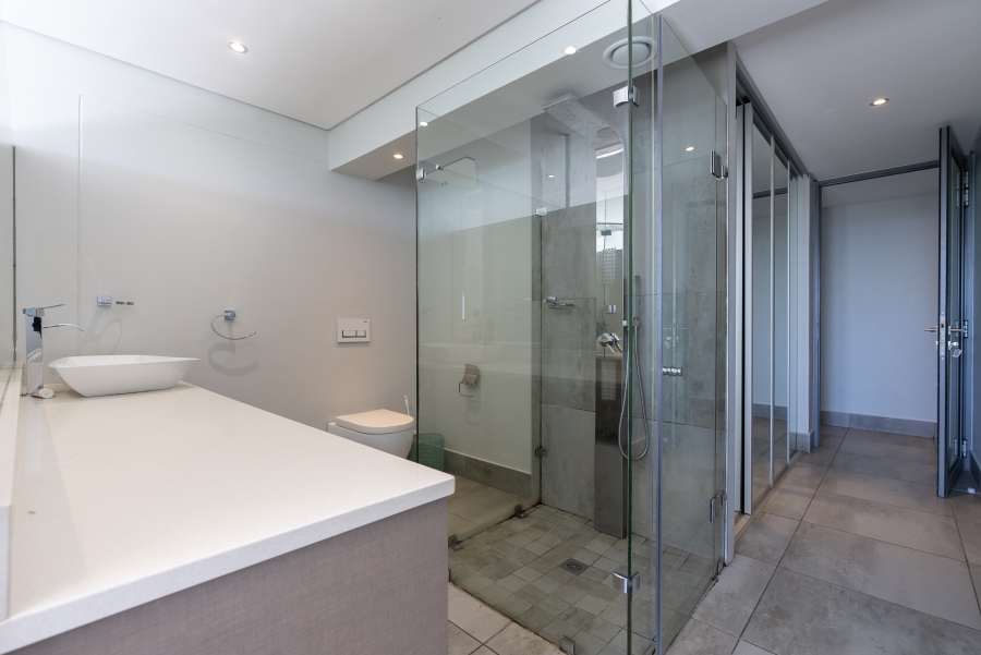 To Let 6 Bedroom Property for Rent in Bakoven Western Cape